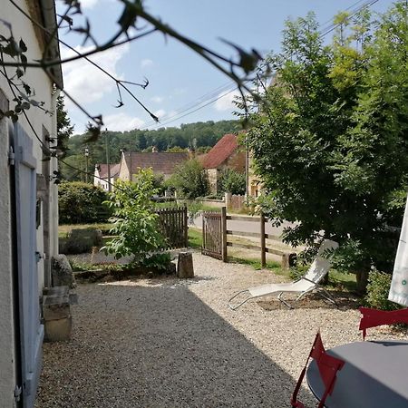 Maison de campagne au cœur de l'Auxois - Tivauche-le-Haut en Côte d'Or Corsaint Chambre photo